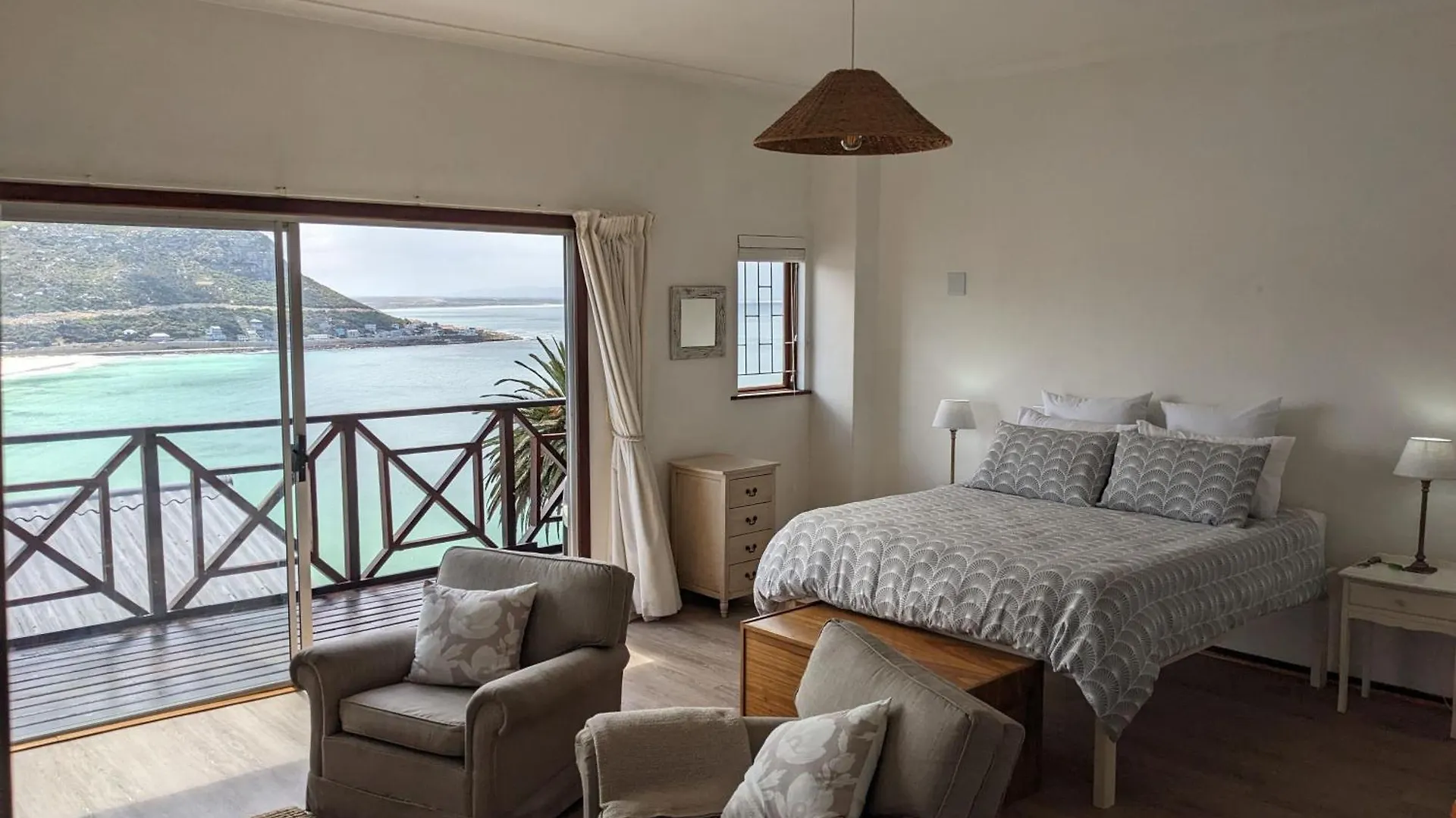 Above The Sea Apartment Fish Hoek